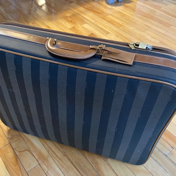Vintage Fendi Suitcase – Rare Collector’s Travel Bag - Péquin Stripes - Picture 4 of 8